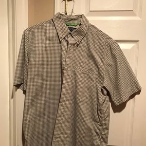 Men's medium dry fit casual short sleeve shirt